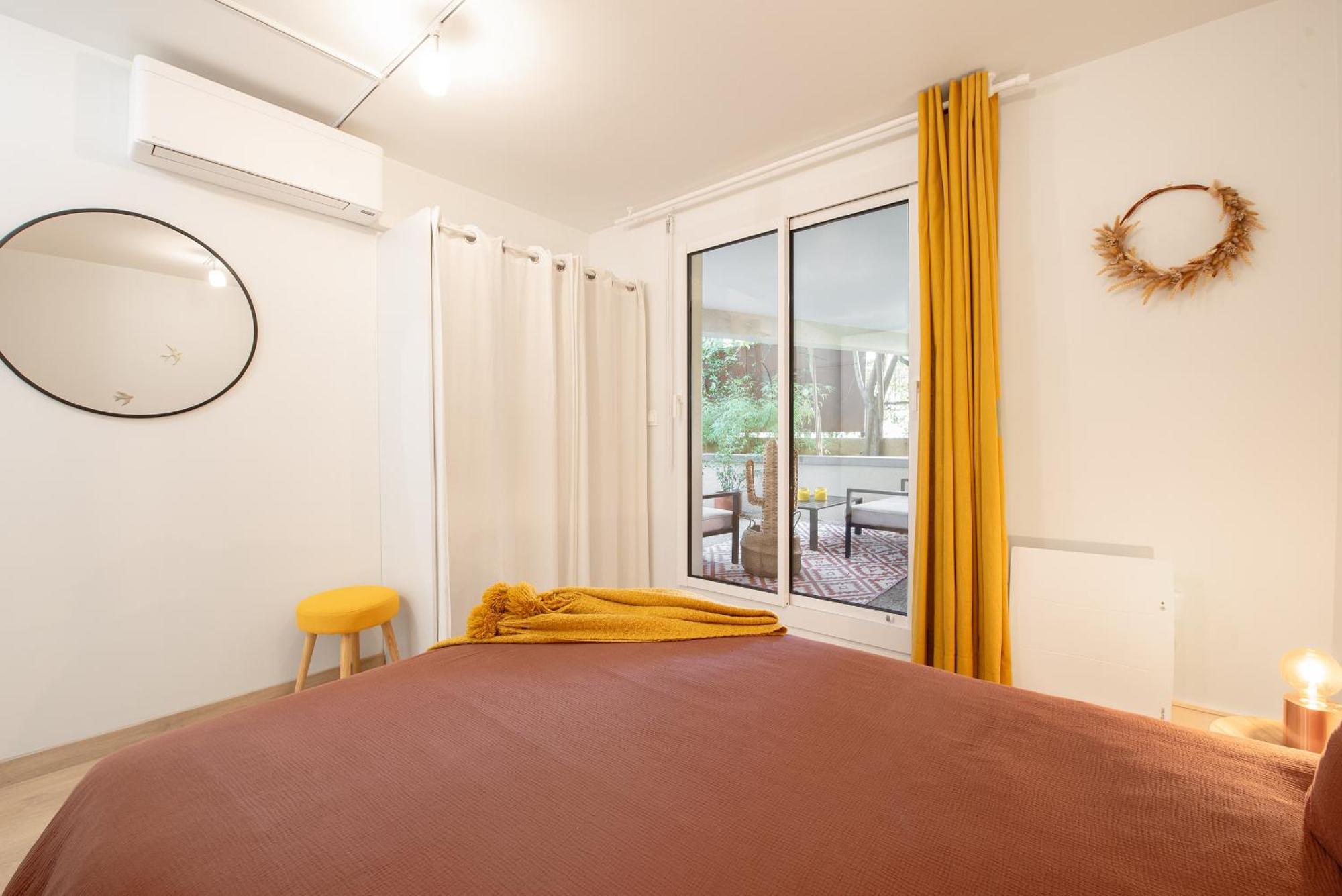 Apartment T2 Calme Absolu - Coeur - Saint Cyprien - Climatisation - Terrasse Arboree *